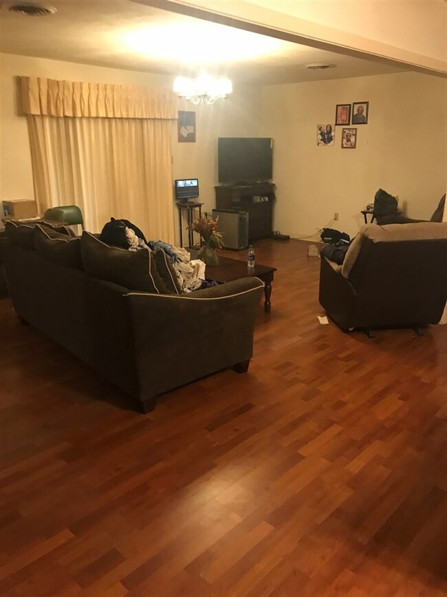 901 Nathan Hale Dr, McComb, MS 39648 - photo 3