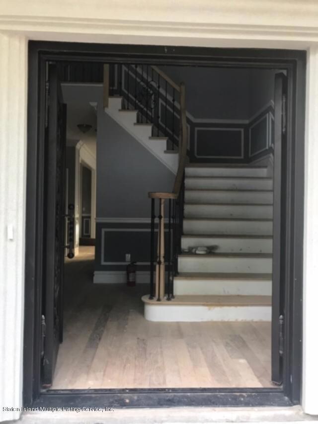 143 Waldron Ave, Staten Island, NY 10301 - photo 6