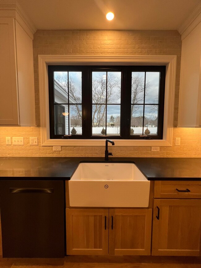 118 Sage Ln unit 15, Greenland, NH 03840 - photo 6