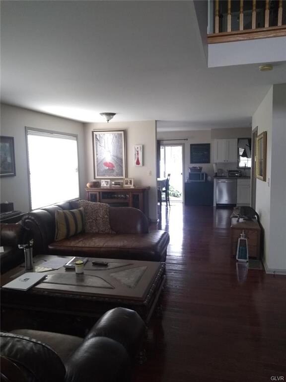 10 Crown Dr, Easton, PA 18040 - photo 5