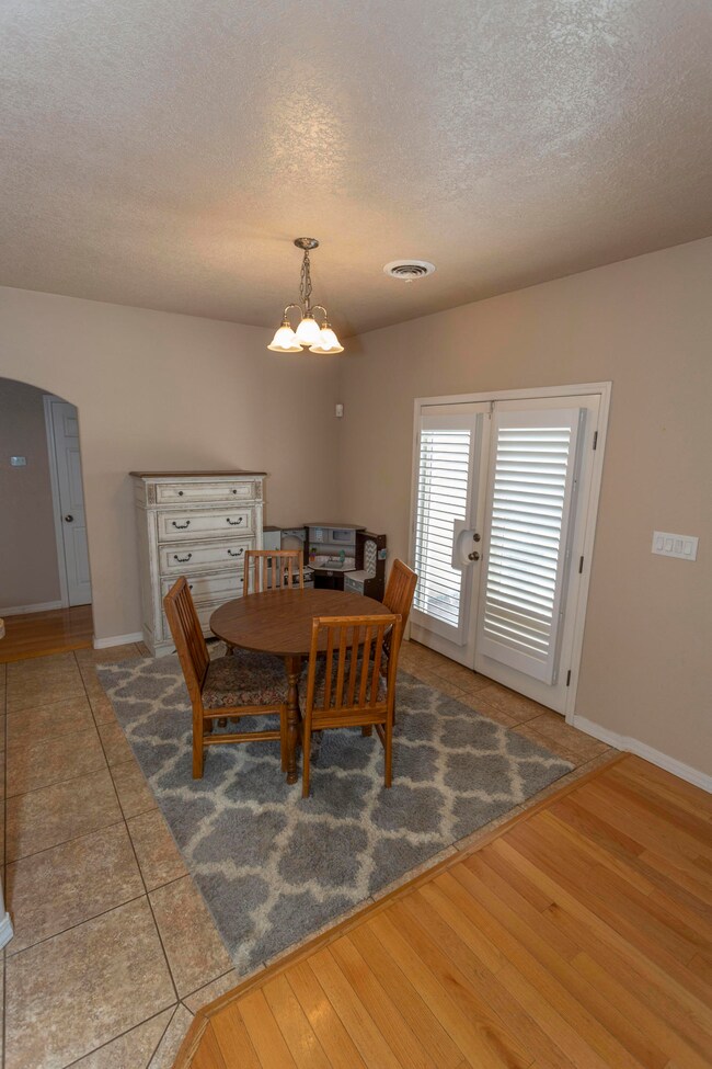 6423 Castle Rock Cir, Farmington, NM 87402 - photo 7