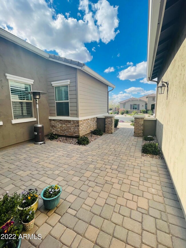 5C2856C6-A4B5-4DC1-A523-CD1DA753341D