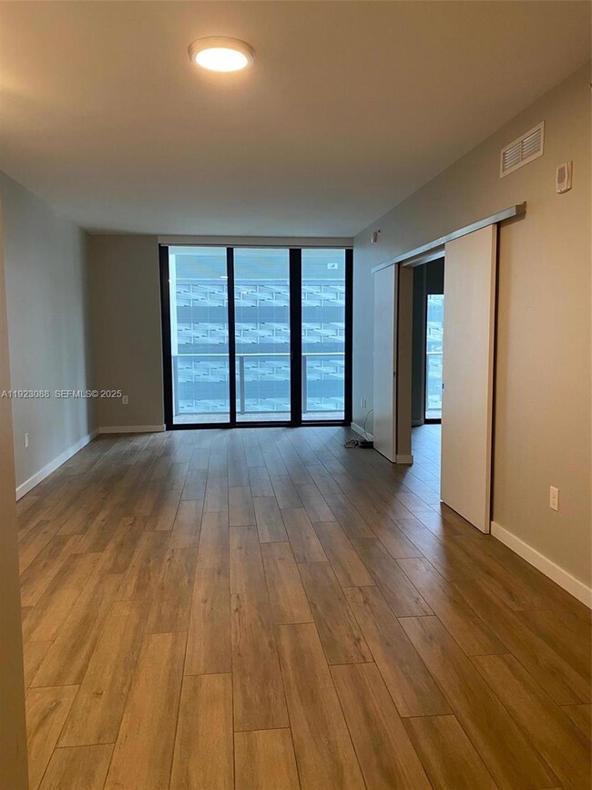 1010 Brickell Ave unit 1508, Miami, FL 33131 - photo 3