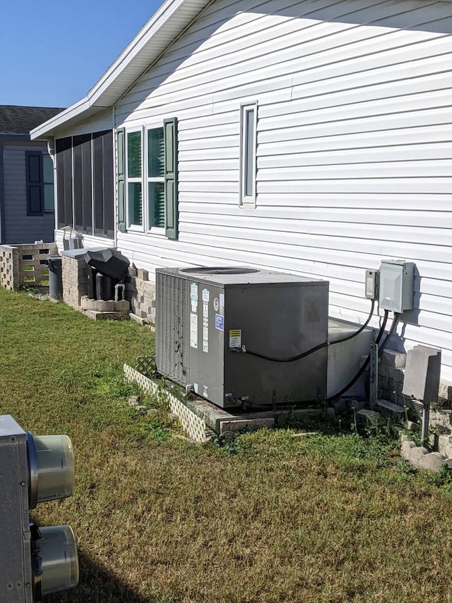 2534 Cimarron Dr unit 451, New Port Richey, FL 34655 - photo 2