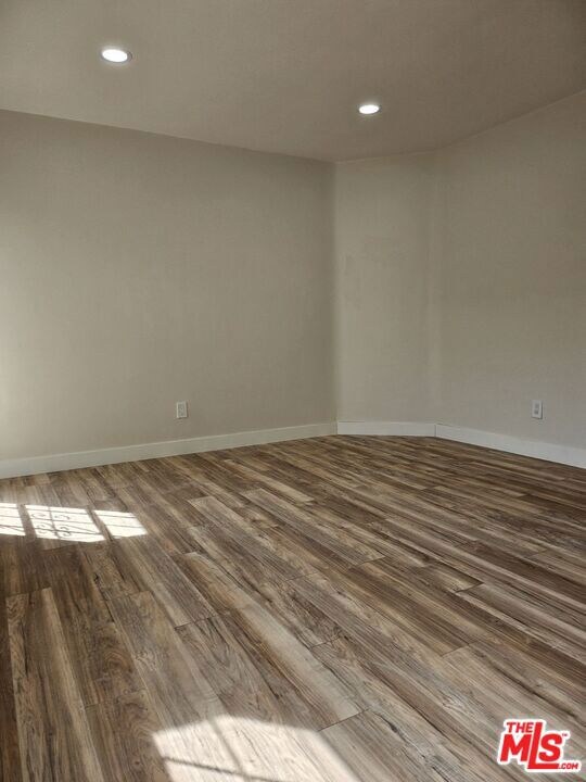 576 E 11th St unit 578, Upland, CA 91786 - photo 2