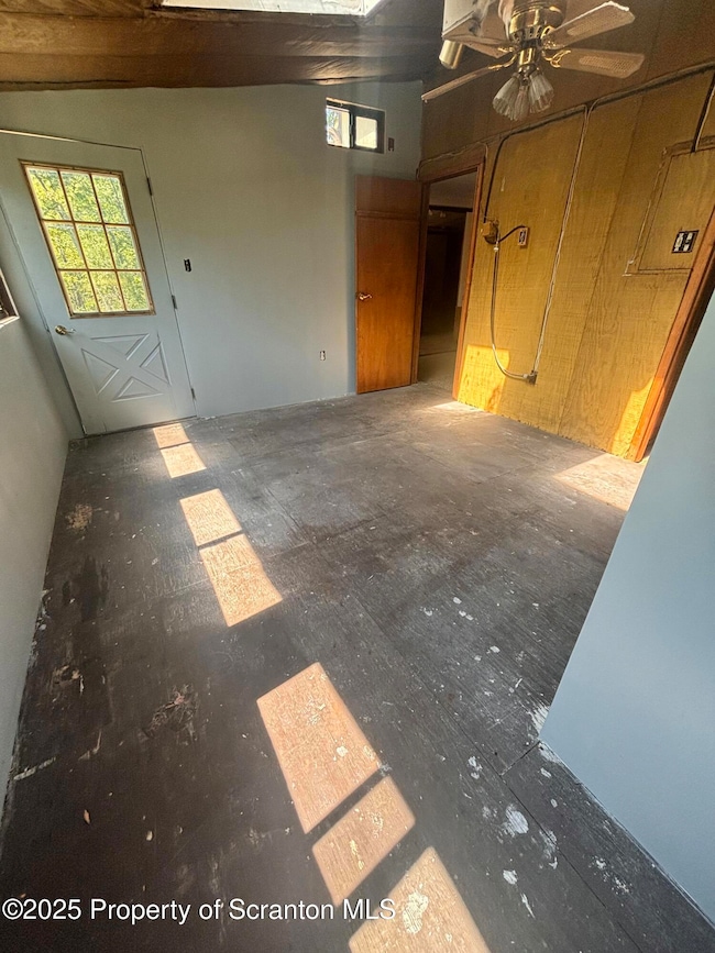 828 W Avery Station Rd, Tunkhannock, PA 18657 - photo 7