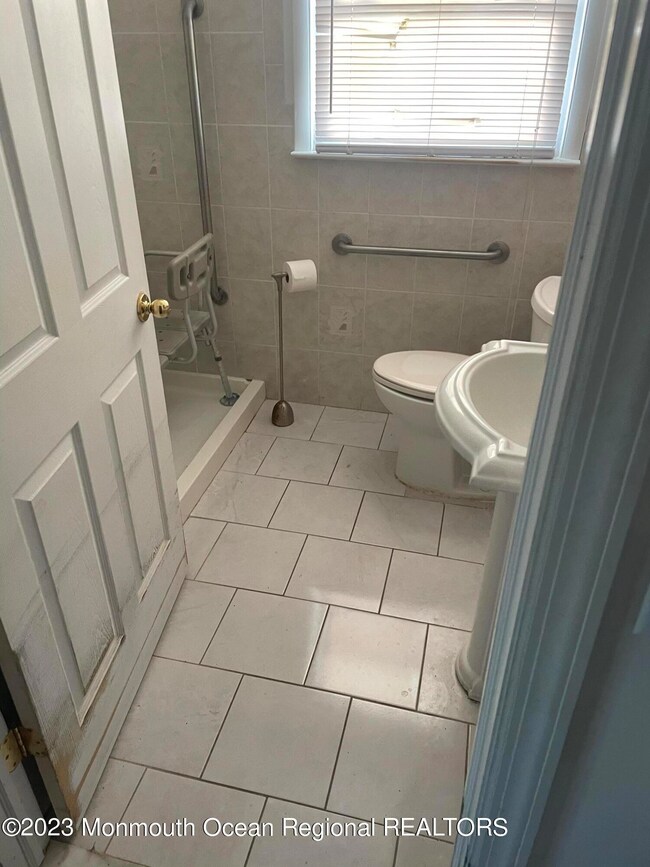 22 Pilot Rd, Toms River, NJ 08753 - photo 6