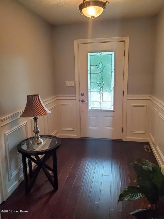 8505 William Cummins Ct, Louisville, KY 40228 - photo 2