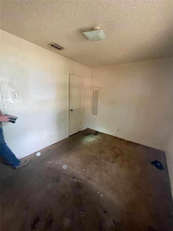 1413 Greenbrier Dr, Mesquite, TX 75149 - photo 7