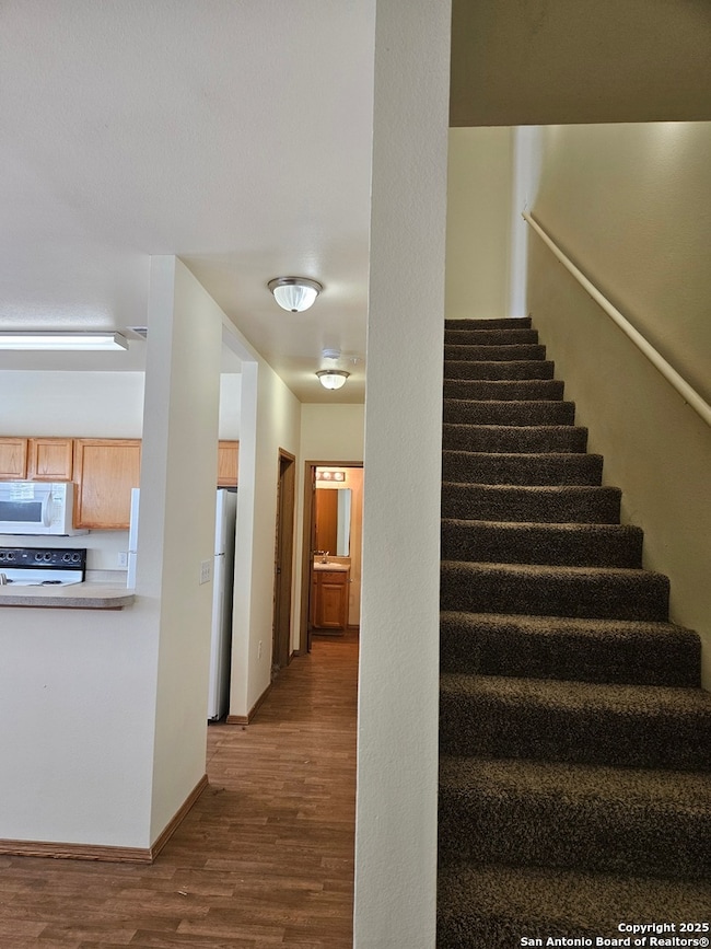 1000 Diamond Dr unit 1301, Boerne, TX 78006 - photo 7