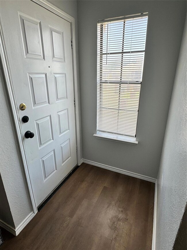 5021 Winder Ct, North Richland Hills, TX 76180 - photo 3