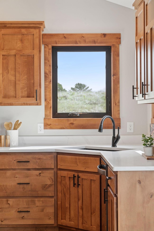 Photos are of a previously completed home with similar design and features. Actual selections, finishes, and materials may vary based on buyer choices and availability.