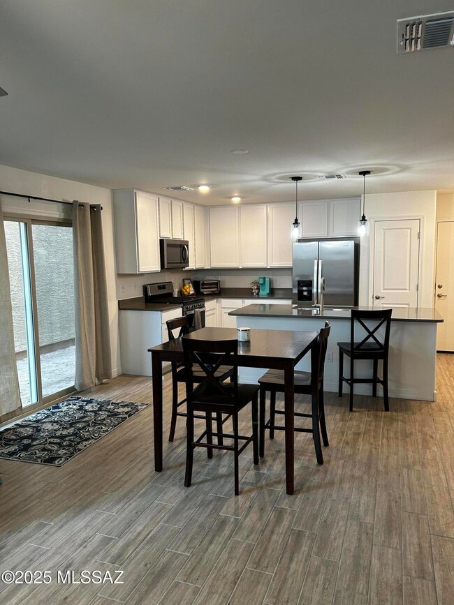 1126 E Descent St, Tucson, AZ 85719 - photo 7