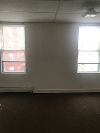 17 Asinof Ave unit 3R, Chicopee, MA 01013 - photo 7