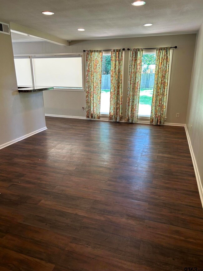 409 409 E Amherst, Tyler, TX 75701 - photo 7