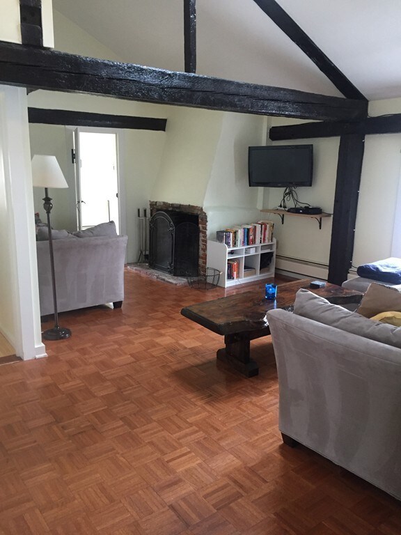 137 Water St unit 4, Newburyport, MA 01950 - photo 3