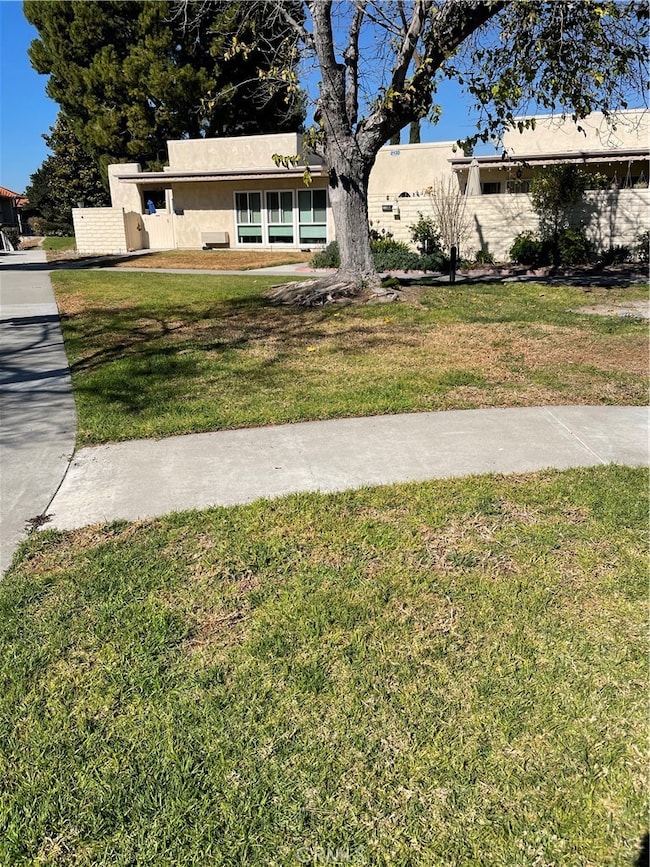 2132 Via Puerta unit H, Laguna Woods, CA 92637 - photo 2
