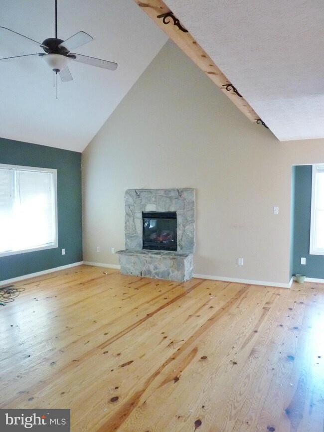 5610 Crooked Run Rd, Mount Jackson, VA 22842 - photo 6