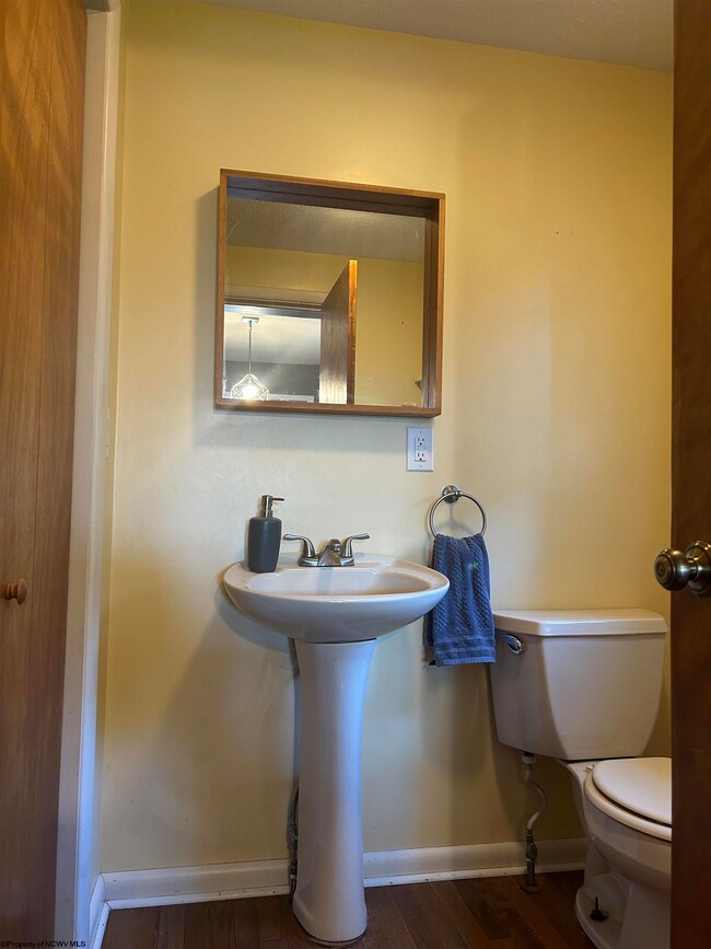 1261 Carlisle Ave, Morgantown, WV 26505 - photo 6