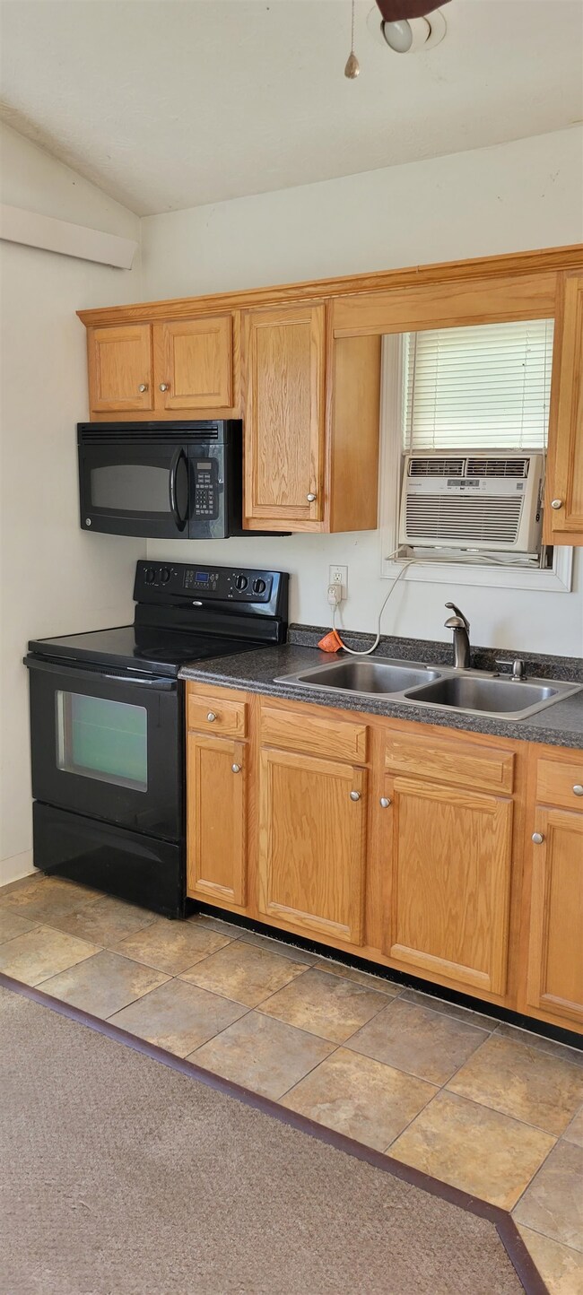 554 Middlebrook Rd, Staunton, VA 24401 - photo 2