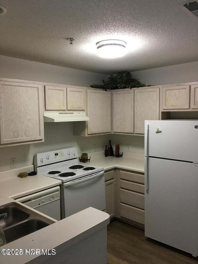 531 Spring Forest Rd unit I, Greenville, NC 27834 - photo 3