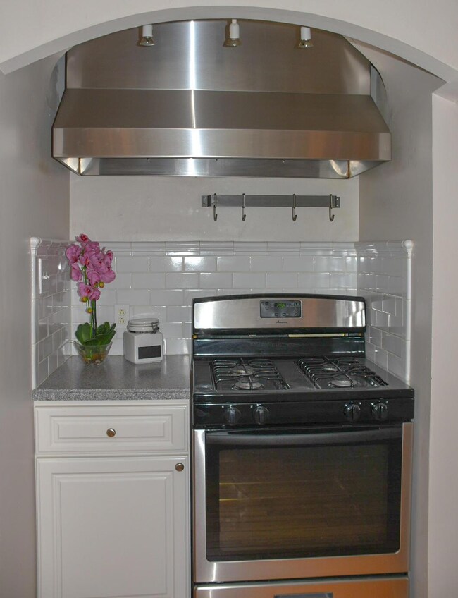 1927 Glenn Ave, Columbus, OH 43212 - photo 4