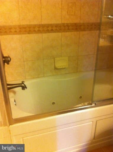 13420 Buchanan Dr, Fort Washington, MD 20744 - photo 2