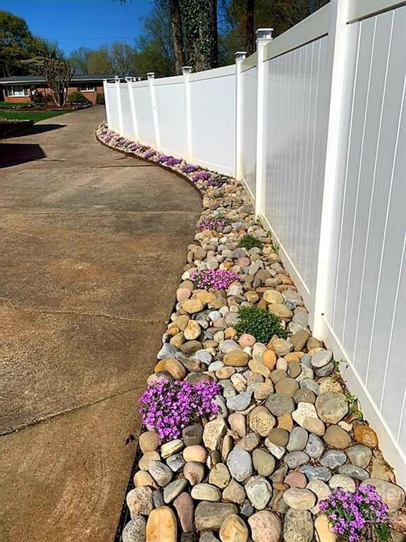 1118 Ford Dr, Lowell, NC 28098 - photo 4