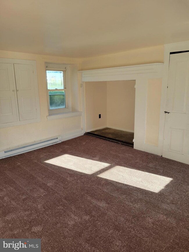 2095 Hosensack Rd unit A, Palm, PA 18070 - photo 4