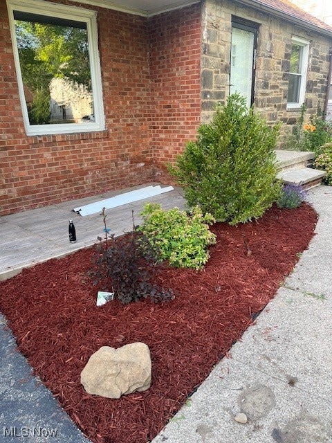 3787 Bainbridge Rd, Cleveland, OH 44118 - photo 2