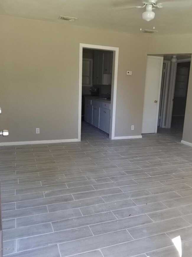 1156 Denaud St, Jacksonville, FL 32205 - photo 3