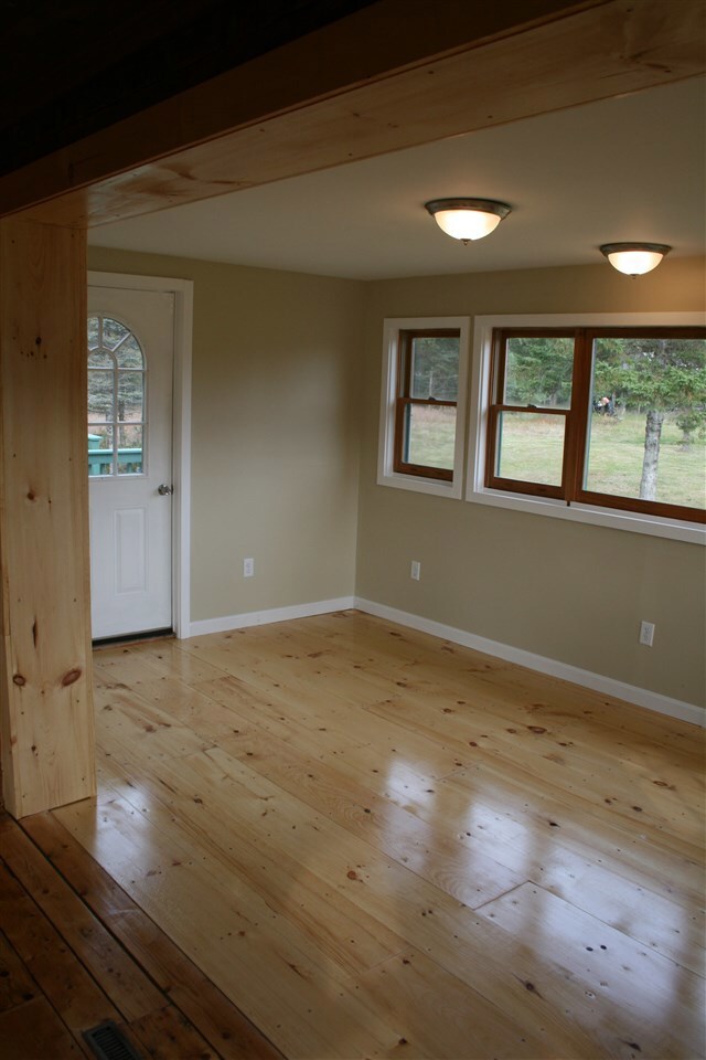 211 Whitefield Rd, Dalton, NH 03598 - photo 7