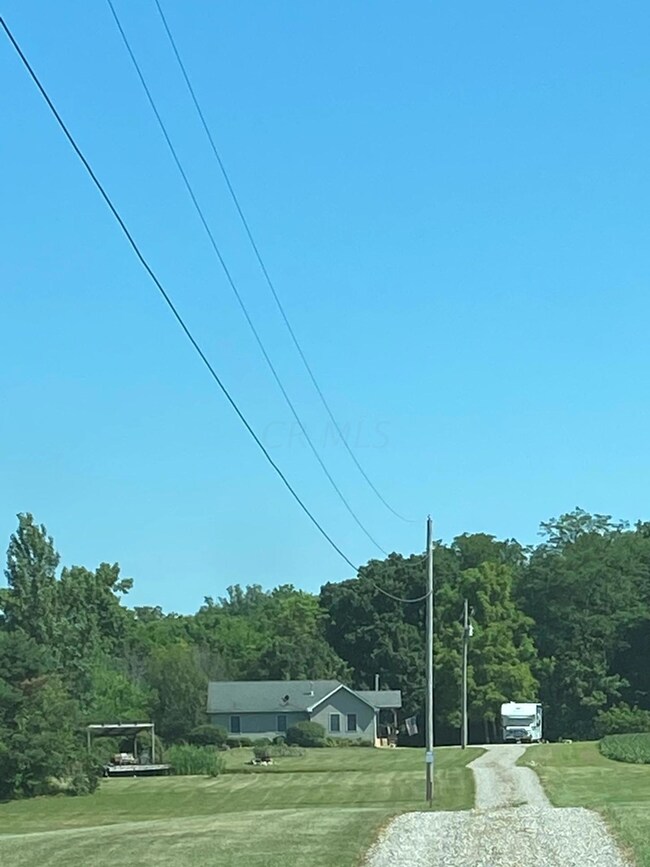 6480 Hitler Road 2, Circleville, OH 43113 - photo 4