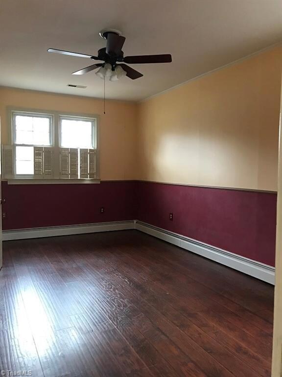 256 Hawthorne Dr, Asheboro, NC 27205 - photo 6