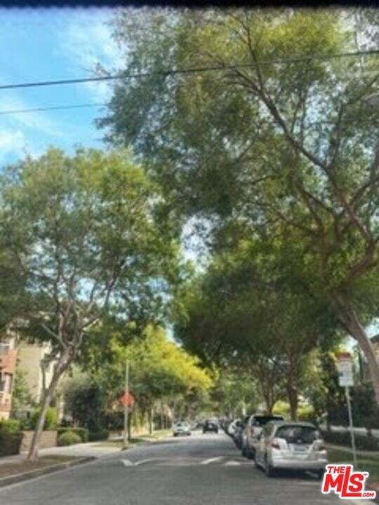 133 S Crescent Dr unit 1, Beverly Hills, CA 90212 - photo 4