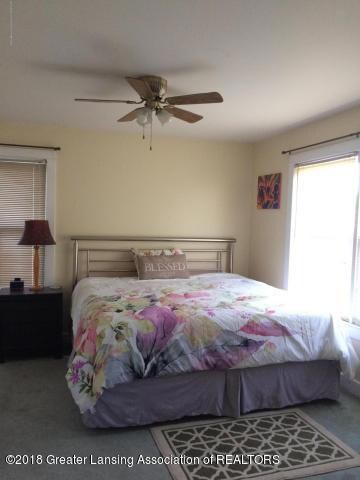 422 S Butler Blvd, Lansing, MI 48915 - photo 6