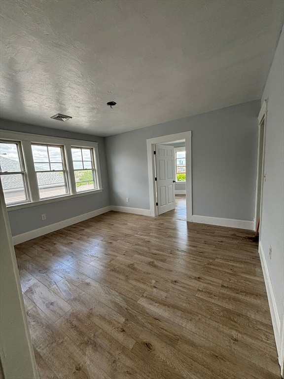 12 Hillside St, Worcester, MA 01610 - photo 3