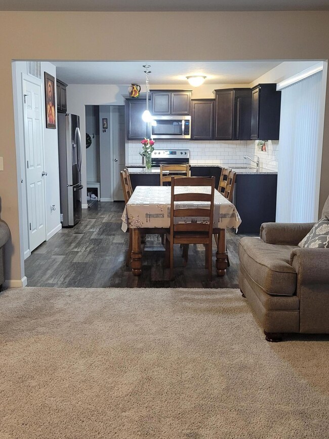 5 - dining room