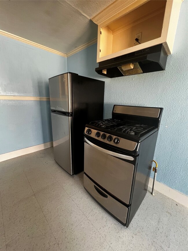 2909 King St unit C, Houston, TX 77026 - photo 4