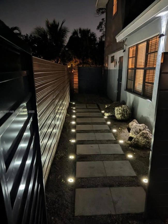 2809 SW 8th St unit B, Fort Lauderdale, FL 33312 - photo 5