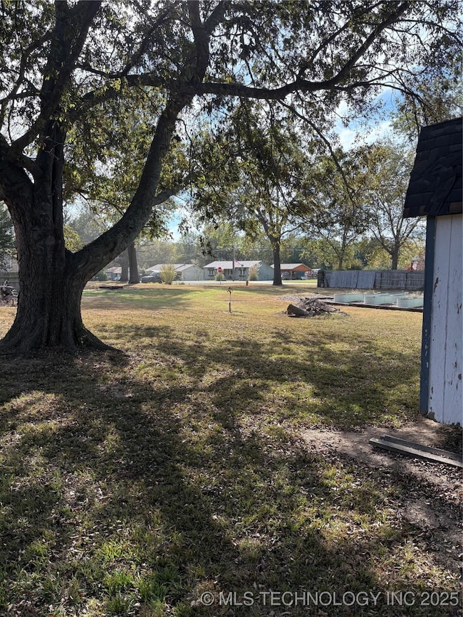 701 NE 4th St, Wagoner, OK 74467 - photo 7