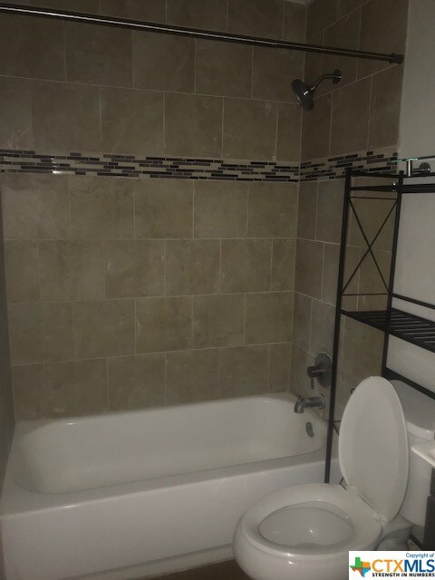 707 Bracewood Cir unit A, San Marcos, TX 78666 - photo 3