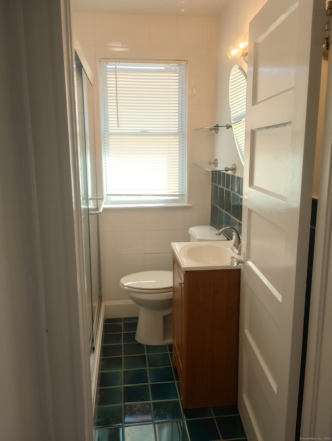 92 Thorpe St, Fairfield, CT 06824 - photo 7