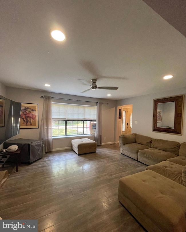 205 Grasmur Turn, Clementon, NJ 08021 - photo 3