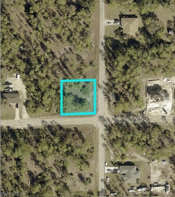 Map / location featuring property parcel outlined