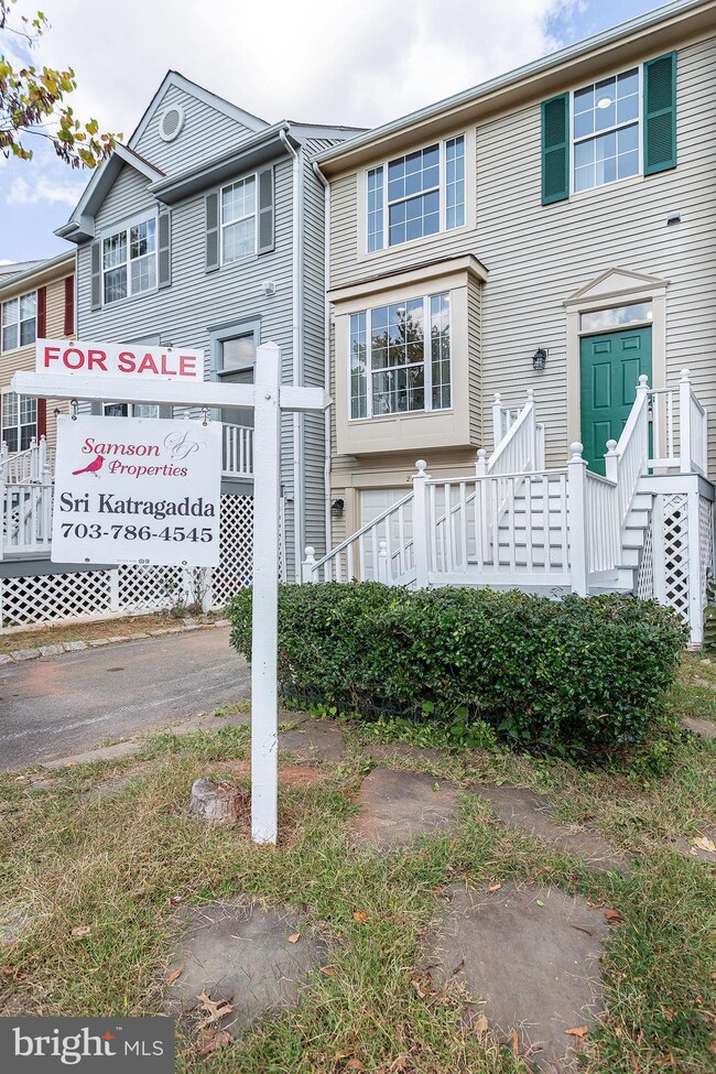 21846 Maywood Terrace, Sterling, VA 20164 - photo 5