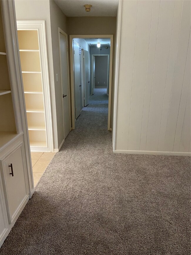 2610 Leichester Dr, Spring, TX 77386 - photo 3