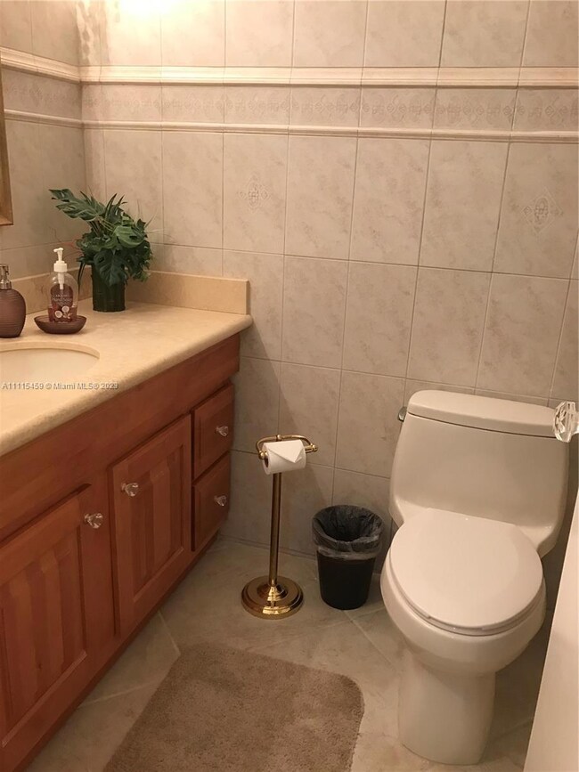 The Alexander Tower unit 1215, Hollywood, FL 33019 - photo 7