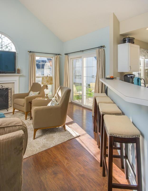 8632 Lazelle Commons Dr-20.jpg