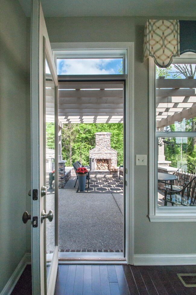 arc010030000_f352_clay_cc_untitled_DSC35